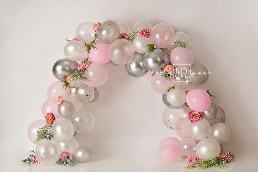 Kate 女の子の誕生日風船の写真の背景