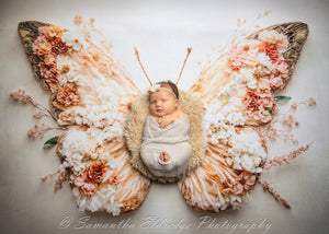 Kate 新生児フローラル バタフライウィング フロア プリント背景 Emetselchデザイン