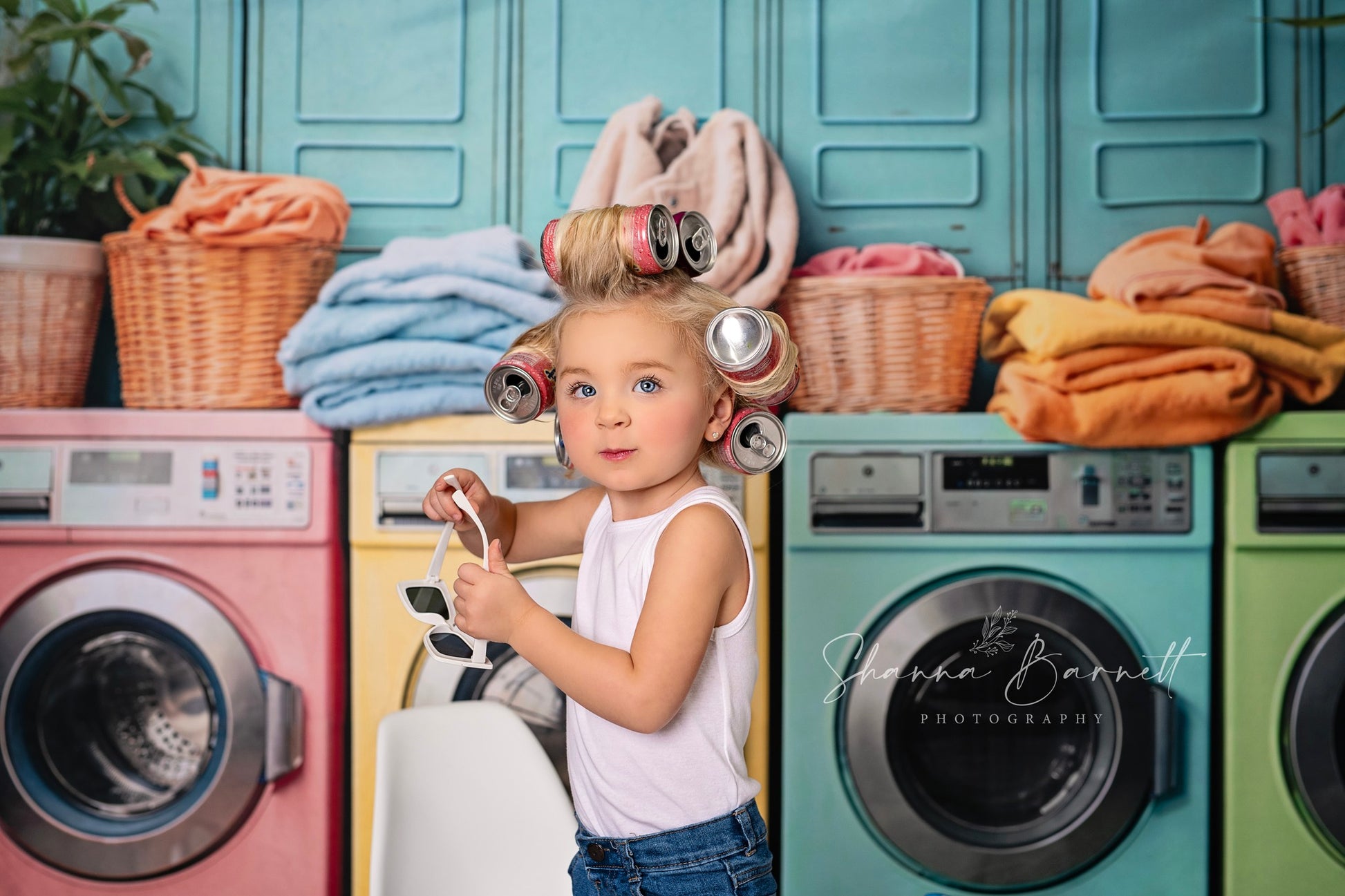 Kate 洗濯の日 カラフルな洗濯機の背景 Chain Photographyのデザイン