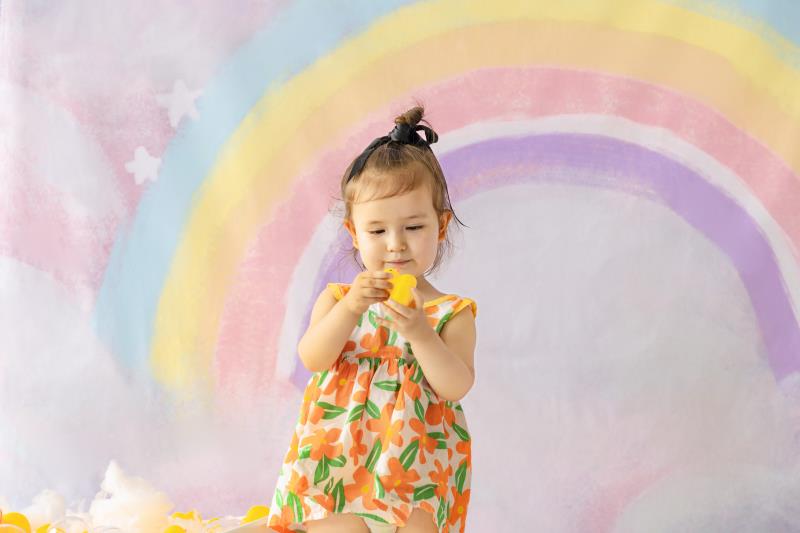 Kate スプライシング ケーキスマッシュレインボーウッドの床の背景