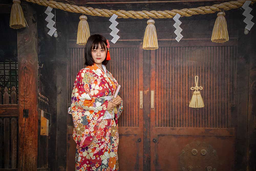 Kate七五三成人式男子の日女子の日 茶色の木製ドア レトロ神社写真家のための背景布