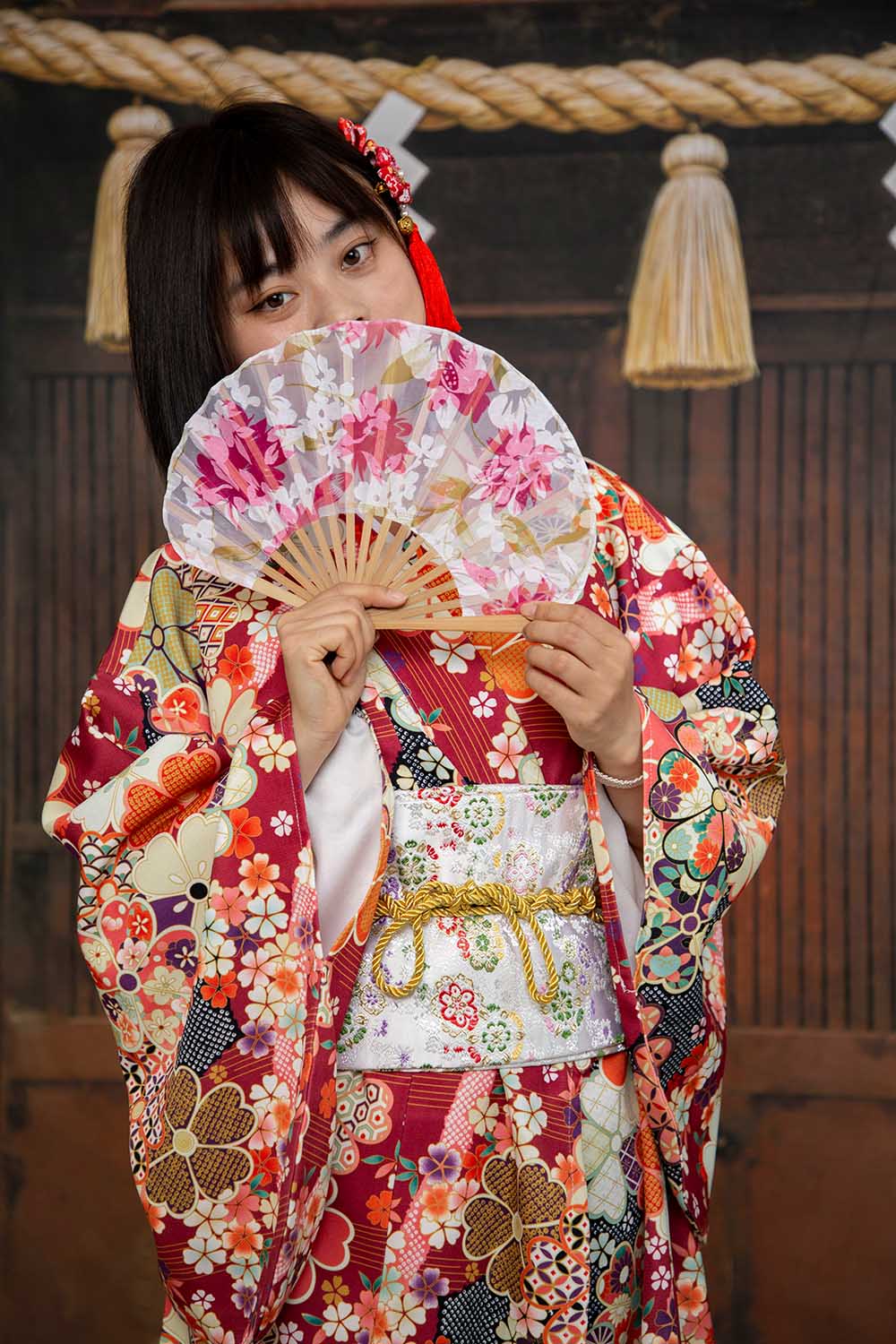 Kate七五三成人式男子の日女子の日 茶色の木製ドア レトロ神社写真家のための背景布