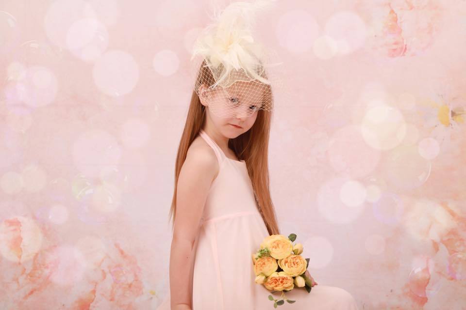 Kate ファインアート水彩画オレンジ色の花の背景Veronika Gant写真撮影