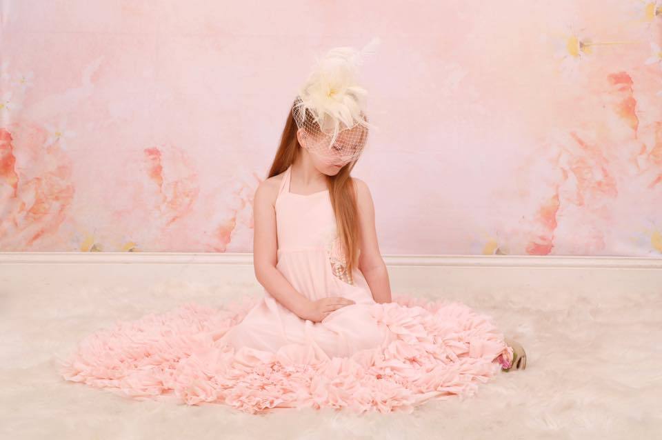 Kate ファインアート水彩画オレンジ色の花の背景Veronika Gant写真撮影