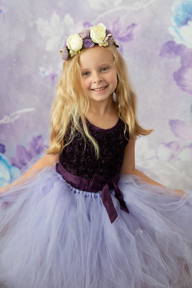 Kateレトロなぼやけたボケ紫の花柄の背景JFCC設計