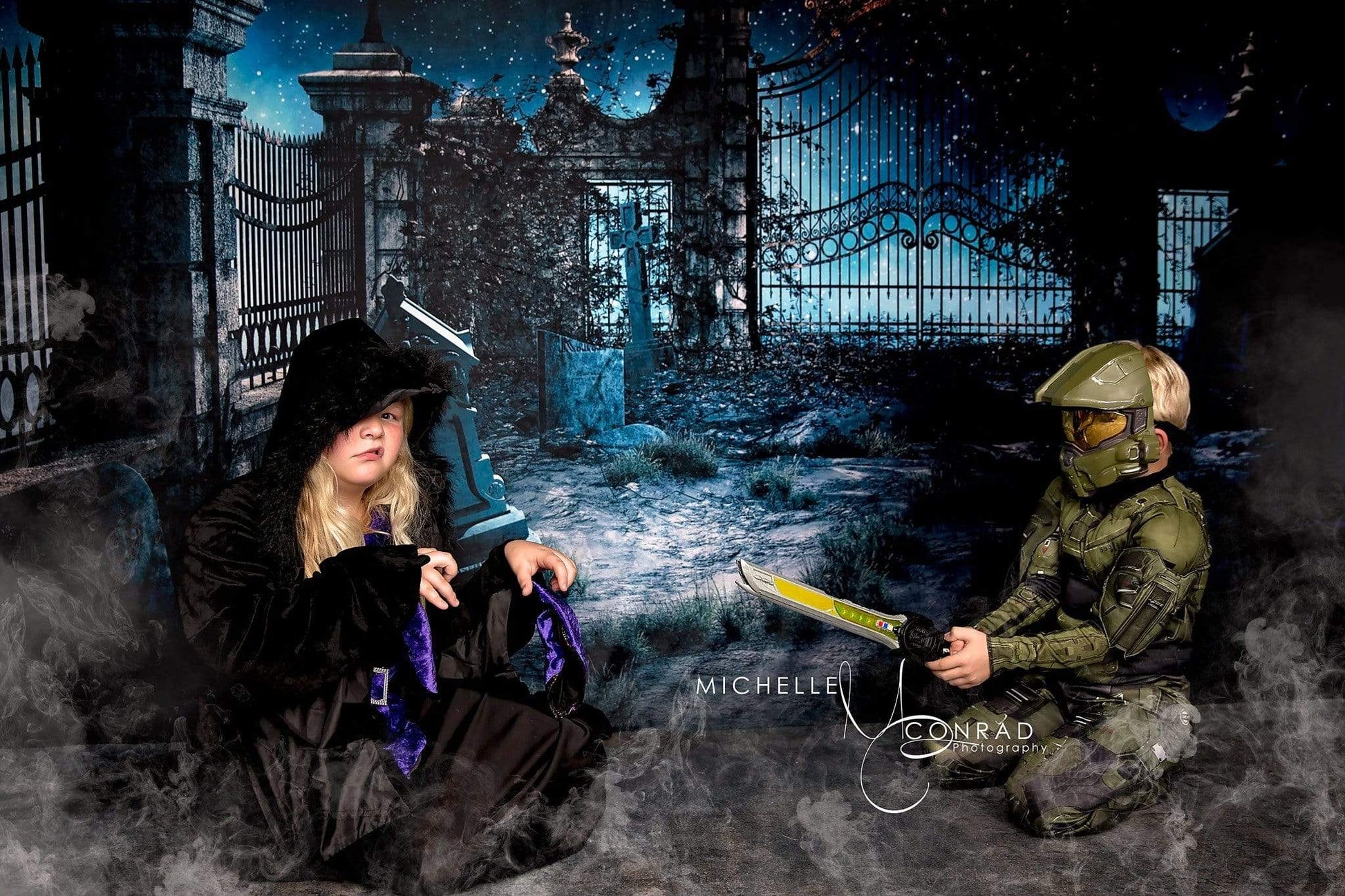 Kate ハロウィーンの夜のシーンの重大な背景の光の写真の背景