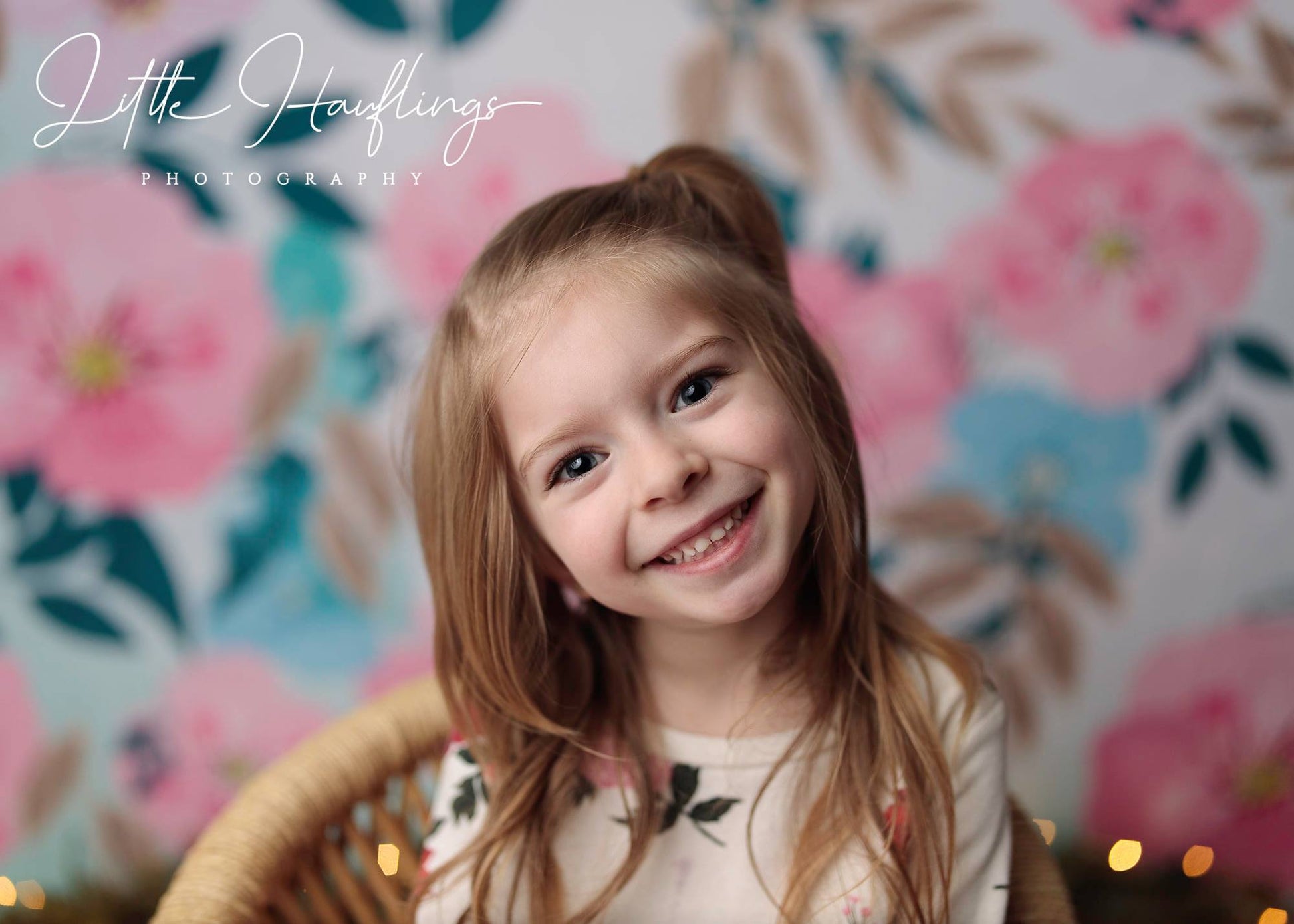 Kate レトロな春の花のケーキスマッシュ子供背景 のデザインですJFCC