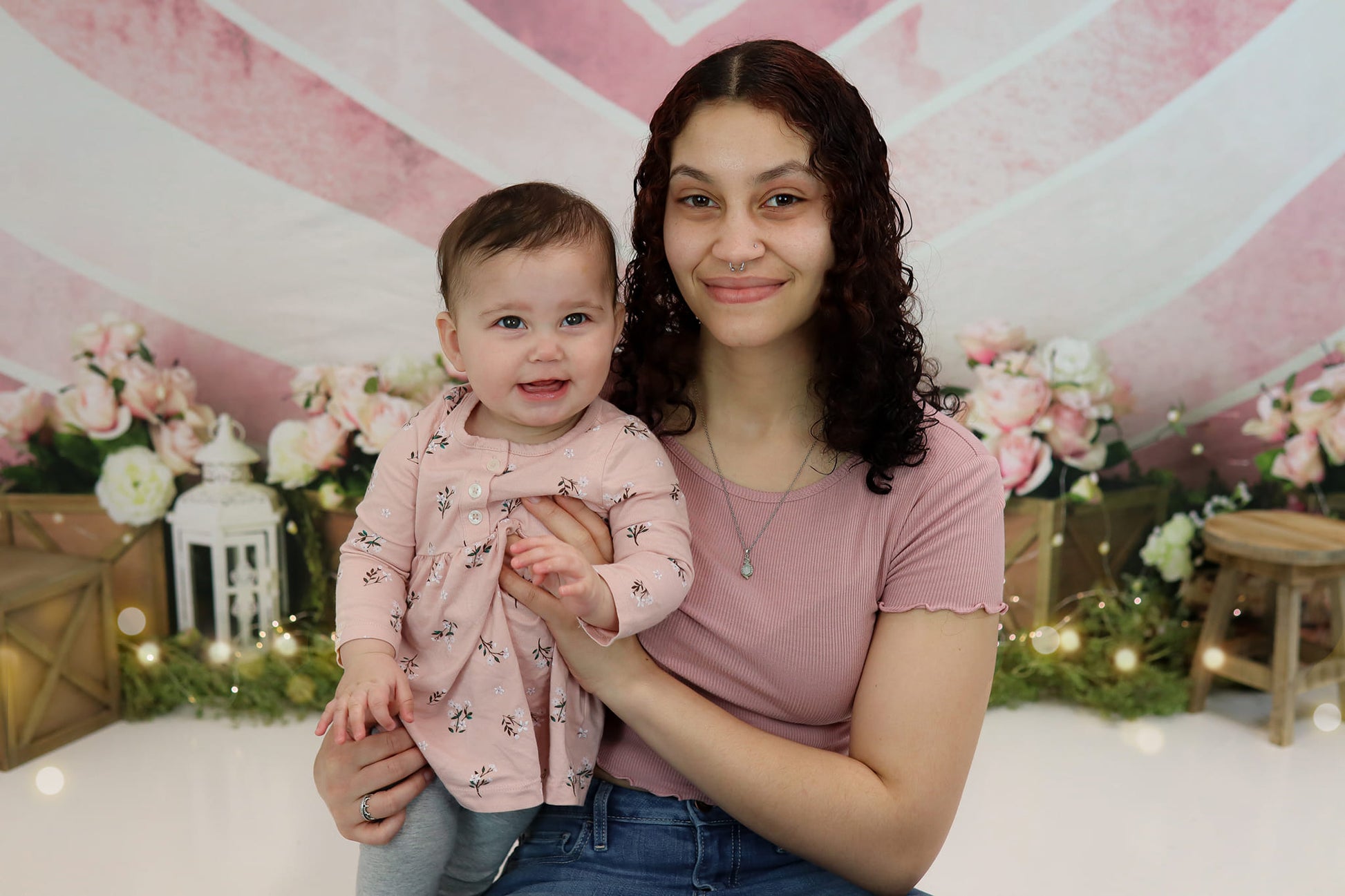 Kate水彩のバレンタインの背景のハートのバラMandy Ringe設計