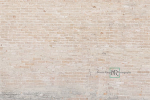 Kate 明るくクリーミーな背景の農家のレンガMandy Ringe設計