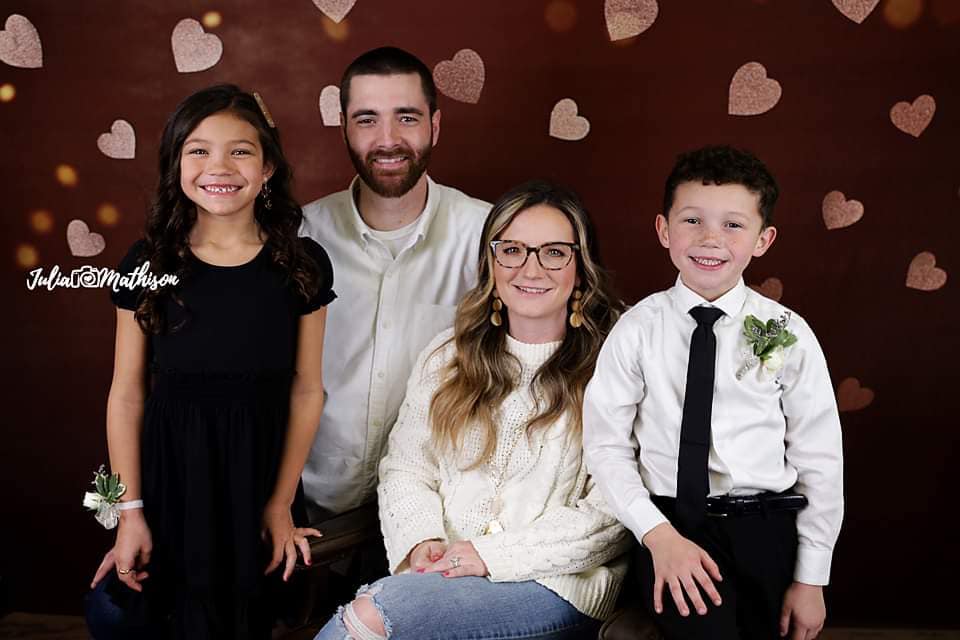 Kateゴールドバレンタイン背景キラキラハートMandy Ringe 設計