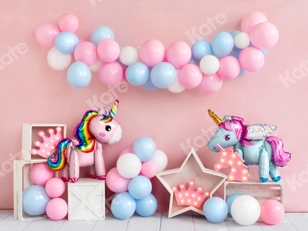 kateユニコーンピンクの誕生日の背景の風船Emetselch設計