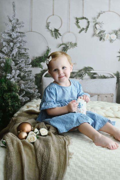 Kate クリスマスのヘッドボードの木の写真の背景 によって設計されたMandy Ringe Photography