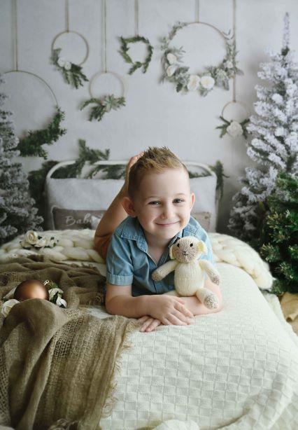 Kate クリスマスのヘッドボードの木の写真の背景 によって設計されたMandy Ringe Photography