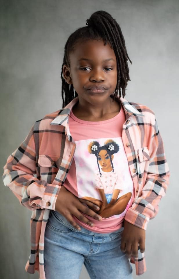 Kate 抽象的な灰色の肖像写真の背景