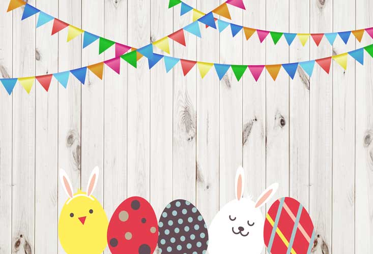 Kate 写真撮影のための卵と装飾の背景を持つイースター木製の壁