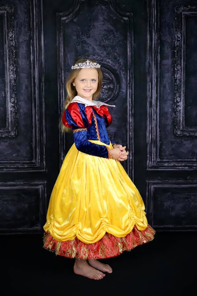 Kateダークブルーのヴィンテージレトロな壁のブドワール/結婚式の背景Chainデザイン