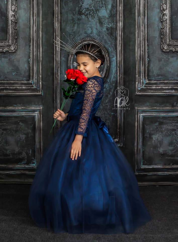 Kateダークブルーのヴィンテージレトロな壁のブドワール/結婚式の背景Chainデザイン