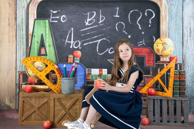 Kate学校に戻る夏の黒板カラフルなABCの背景