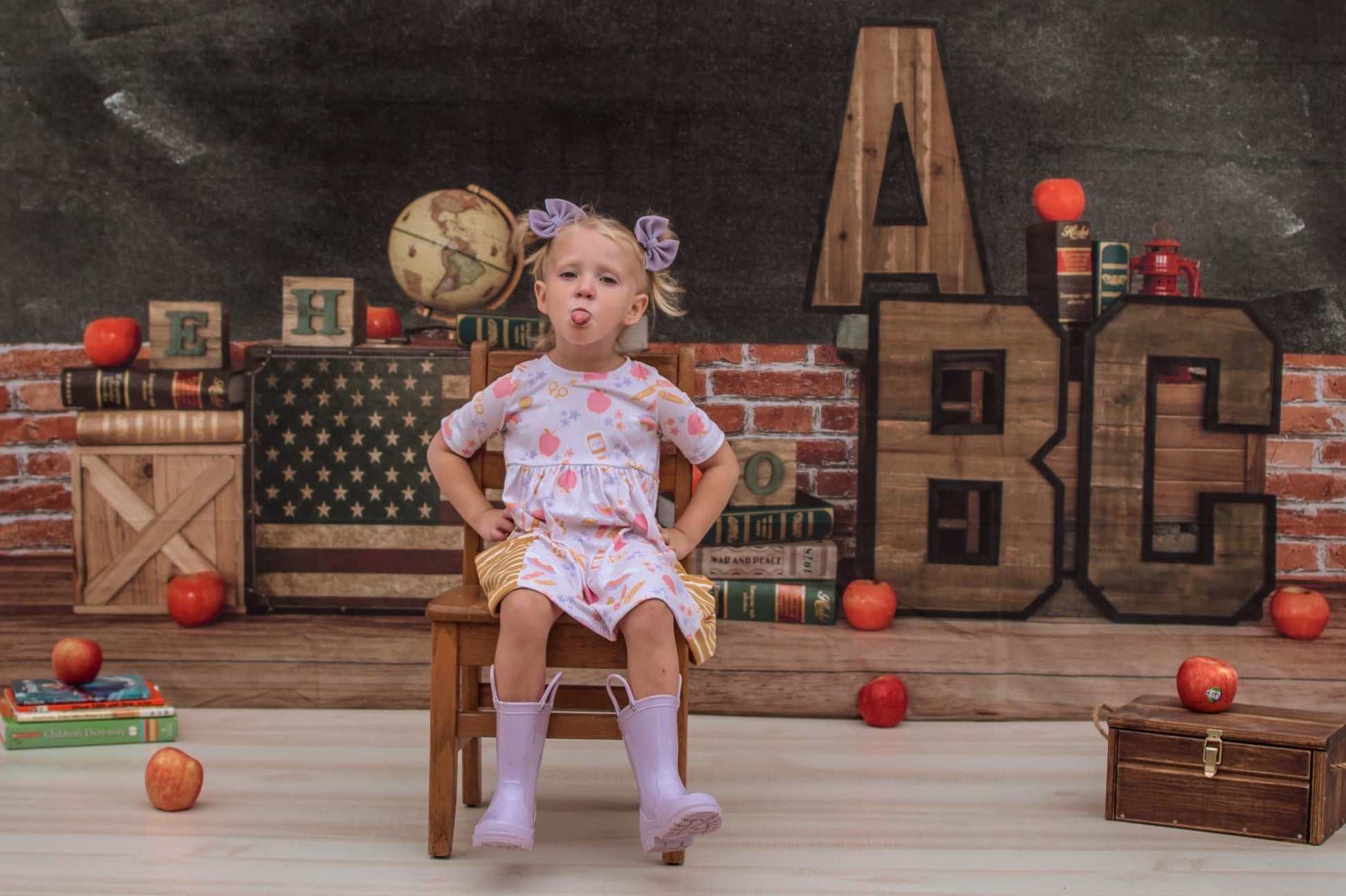 kate学校に戻るBlackboradの背景 Emetselchによって設計されました