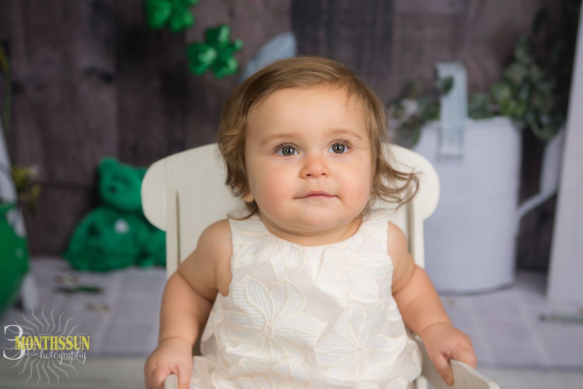 Kate写真撮影のためのバナー聖パトリックの日の背景と木製の壁Erin Larkinsデザイン