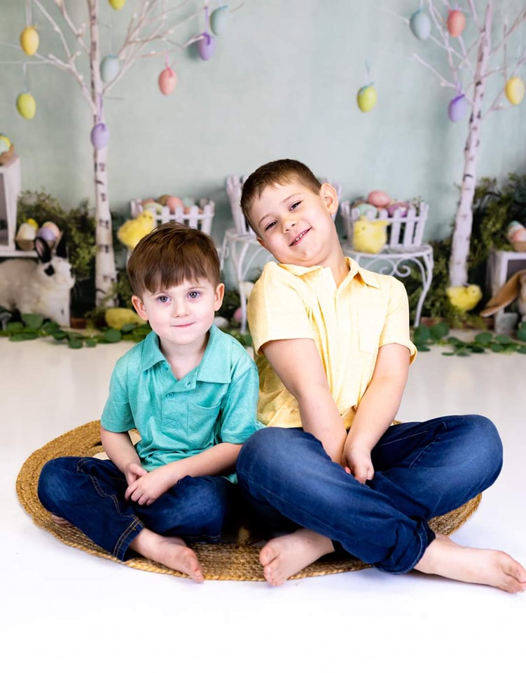 Kate イースターエッグの木とウサギの背景布