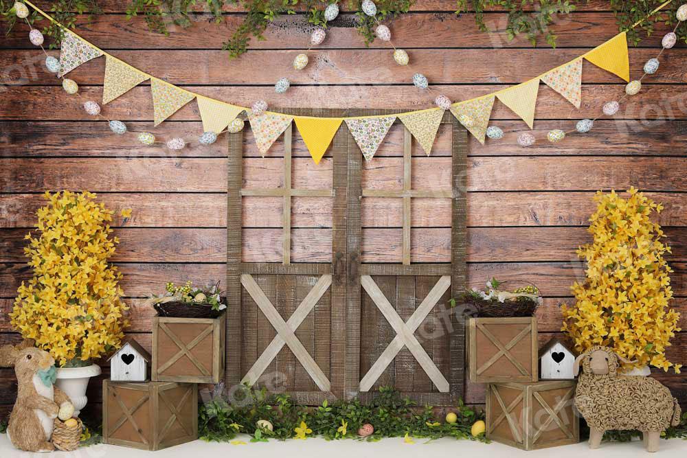 写真撮影のためのkateイースターウッドカラフルな卵納屋のドアケーキスマッシュ背景