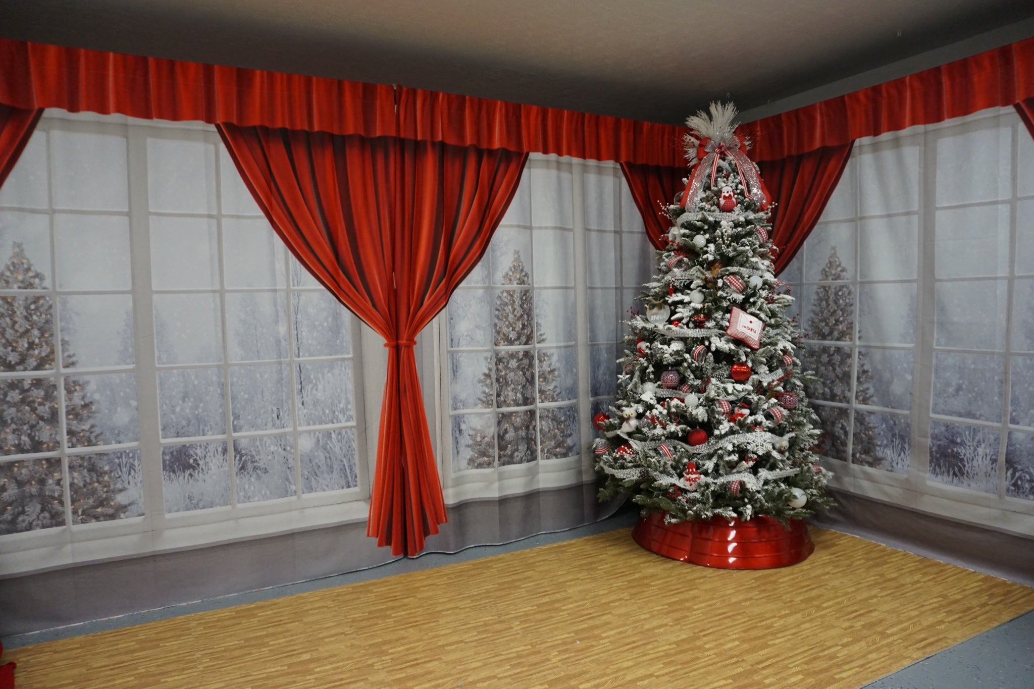 写真撮影のためのkateクリスマス冬の背景赤いカーテン
