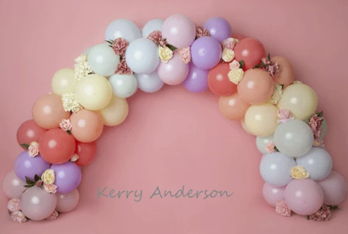 Kate 虹の花の風船の誕生日の子供の背景