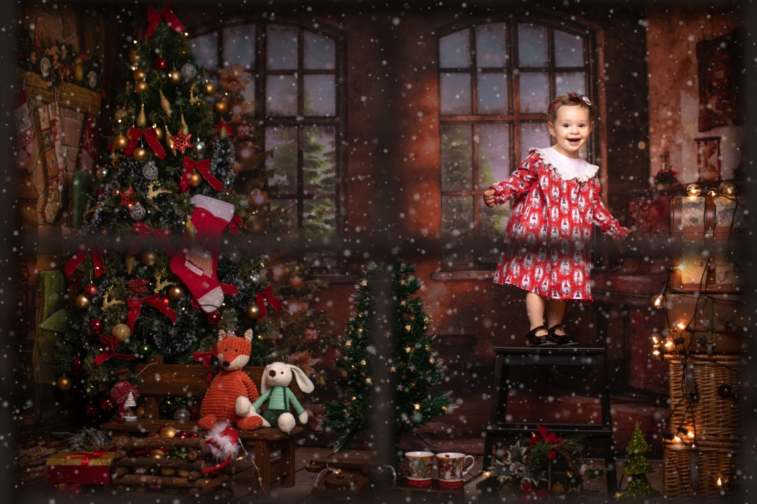 Kate レトロなリビングルームのクリスマスツリーの背景色