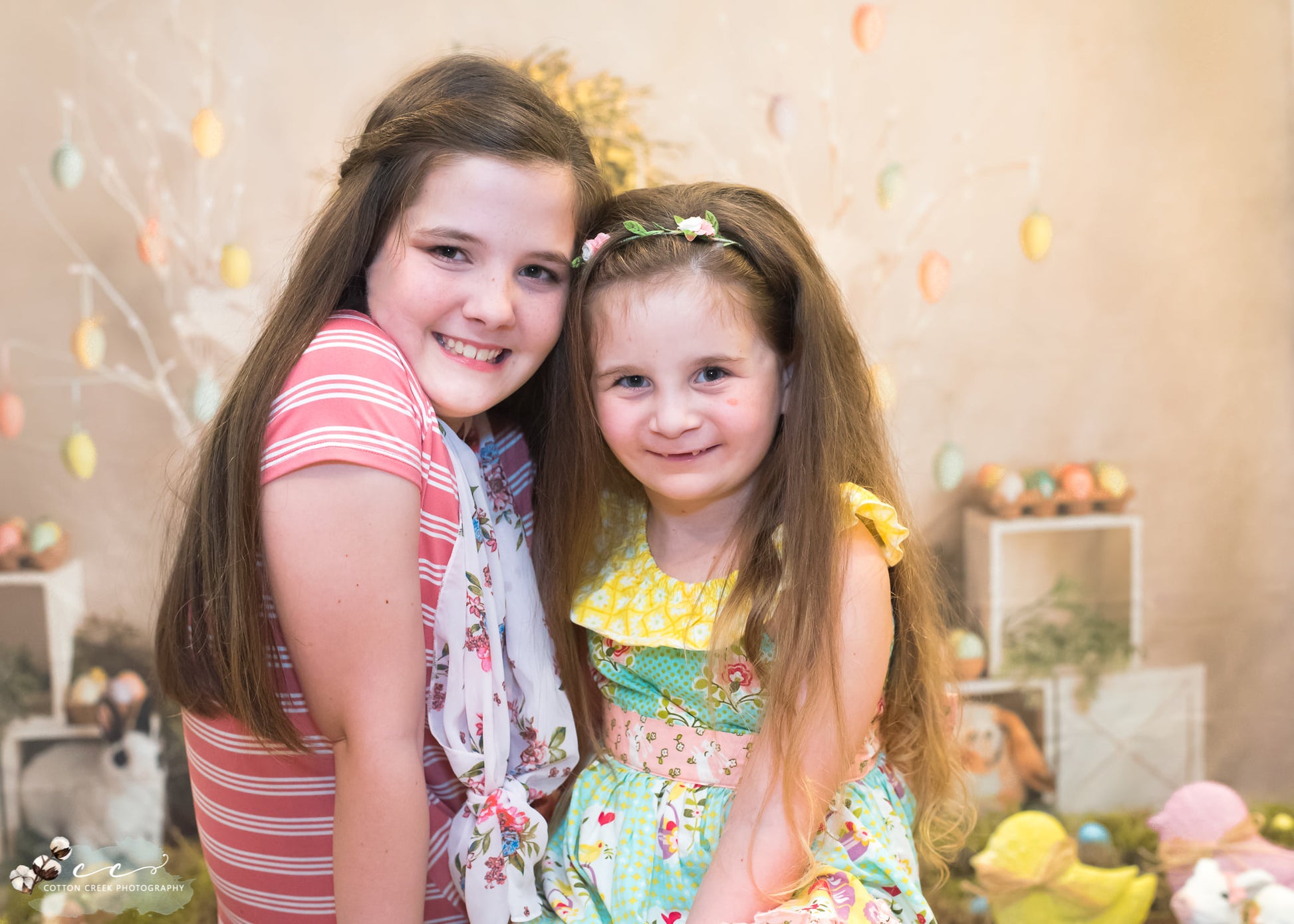 Kate イースターエッグの木とウサギの背景布