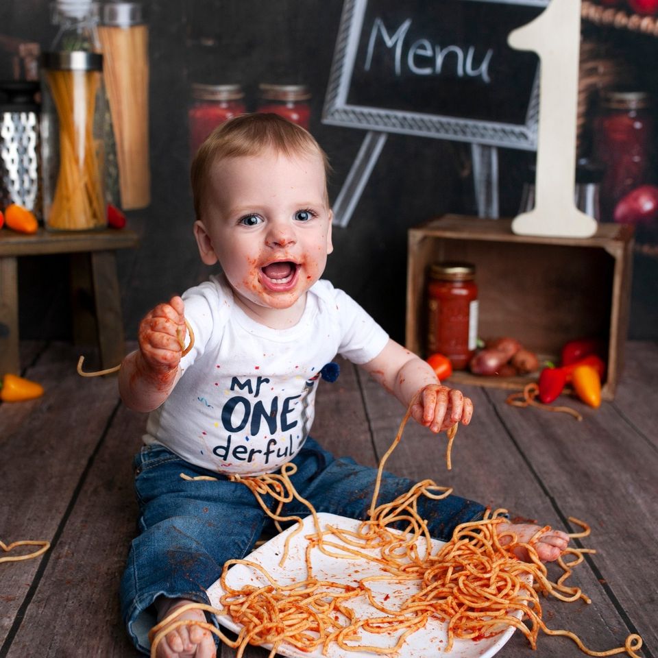 Kate ウッドキッチンの背景+ダークウッドラバーフロアマット