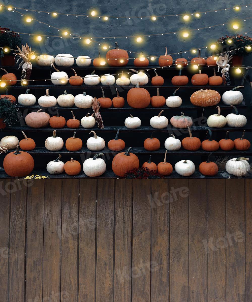 写真撮影のためのKateつの秋のカボチャの背景の木